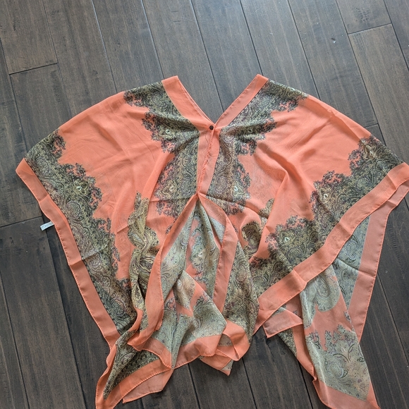 Beach Cover Up - Picture 2 of 6